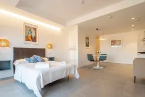 Loft with terrace C/ Santiago 11, downtown Valladolid - Image 4