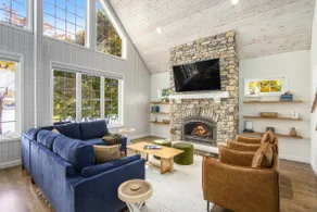 Lake front 7 bdr w/ Game Room Hot tub Sauna Gym - Image 5