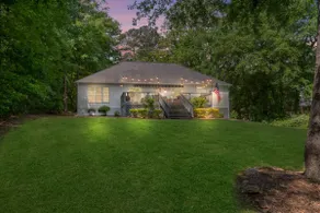 LakeOconee• Dock • Kayaks • GameRoom • PetFriendly - Image 2
