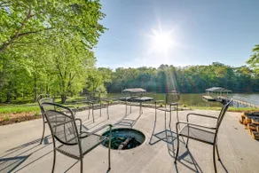 Beautiful Kentucky Lake Getaway w/ Dock & Deck! - Image 2