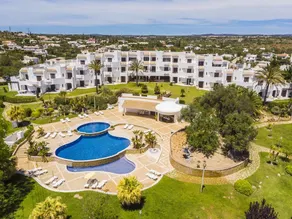 CLUB ALBUFEIRA - 2 bedroom apartment, air conditioning and pools - Image 3