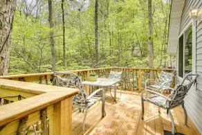 Mtn-View Cabin w/ Deck & Fire Pit in Des Arc! - Image 3