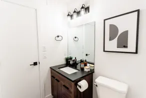 Stylish & Spacious | Minutes from Downtown - Image 5