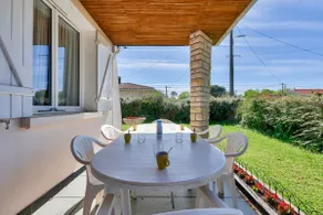 300m from Mauret's beach, House for 8 - Image 2