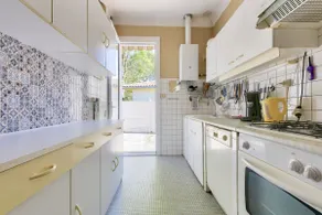 300m from Mauret's beach, House for 8 - Image 4