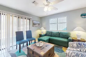 2BR Home with beach gear, dog-friendly - Image 4