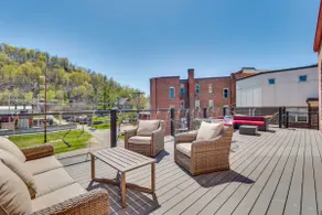Mcgregor Condo w Brewery On site: Steps to River - Image 2