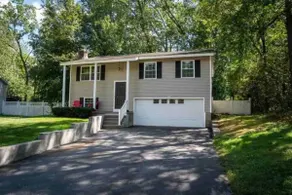 Close to SPAC Saratoga Track and Downtown - Image 4