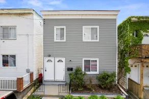 Modern Mt. Washington Retreat- Off Street Parking - Image 4