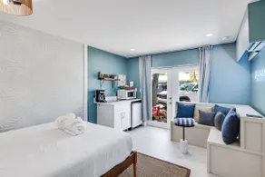 The Palm Frond - Upgraded Studio at PalmView of Sanibel with Bikes - Image 4