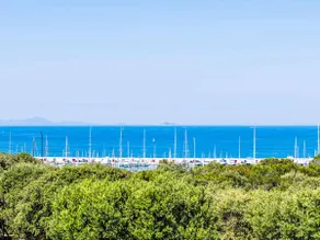 The Sailing Ship by Interhome - Image 3