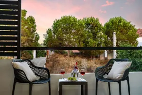 Solar Standard Apartment by Amara Living - Image 2