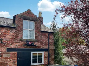 The Coach House - Image 3