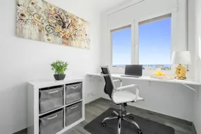 Modern and sunny apartment - Image 4