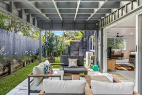 Trendy 2-Bed Home with Outdoor Entertainment - Image 3