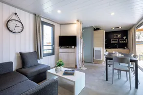 Cozy 3 bedroom chalet - Heated indoor pool - Image 2