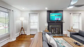 4BR Pet-Friendly Atlanta Woods Retreat - Image 2