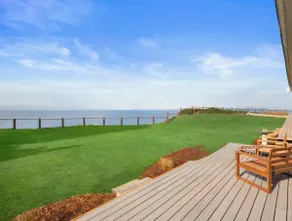 Island Hideaway with Stunning Ocean Views - Image 2