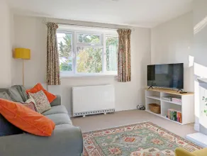 Southwood Farm Cottage -  a cottage that sleeps 4 guests  in 2 bedrooms - Image 2