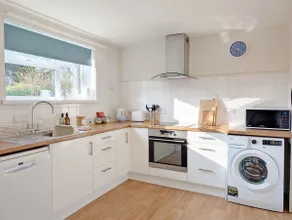 Southwood Farm Cottage -  a cottage that sleeps 4 guests  in 2 bedrooms - Image 3