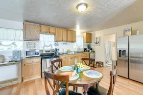 3 Mi to Boardwalk: Bacliff Apartment w/ Hot Tub - Image 3