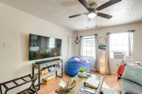 3 Mi to Boardwalk: Bacliff Apartment w/ Hot Tub - Image 5