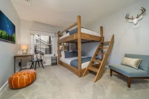 Ski-in/out! Renovated 3BR w AC & Stunning Views! - Image 5