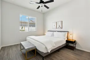 Appartement avec jardin, barbecue et jacuzzi | Vue ville - Image 5