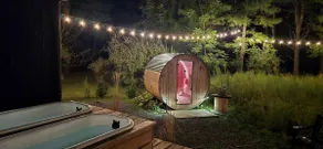 Luxury Forest Retreat: Outdoor Sauna & Plunge Tubs - Image 3