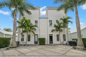 NEW! The Humidor - 2 Epic, Luxury Ybor Townhomes, Steps to 7th Ave - Image 5
