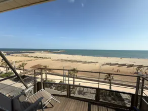 Seafront with Stunning Sea View · Valras'Loc - Image 5