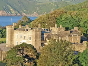 Watermouth Castle, Penn-curzon Apartment - Image 3