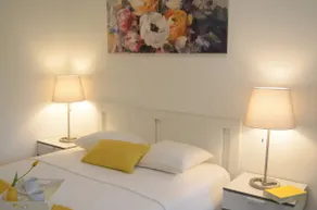Charming room apartment Stylish - Image 5