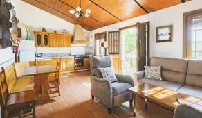 Cubo's Jose's Apartment & Caminito del Rey (King's Path) - Image 5