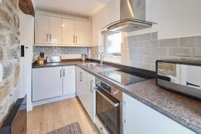 Host & Stay - Rose Cottage - Image 2