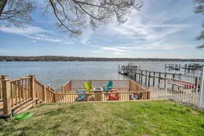 Niantic Cove Waterfront Escape: Relax & Unwind - Image 5