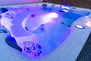 The Loft - Lounge with Grill and Hot Tub! - Image 4