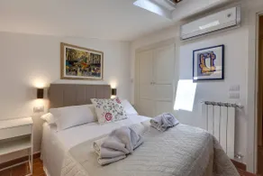 Apartamento con 2 dormitorios para 6 personas - Image 2