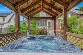 Aunt Beas -Pets, hot tub, wifi, fenced yard, grill - Image 3