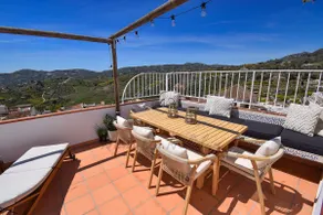 Calle Alta 37, Frigiliana Luxury 3 bedroom center Townhouse with large terrace and sea views HansOnHoliday Rentals - Image 2