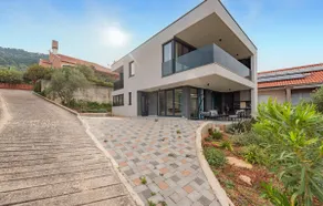 Awesome Home In Kali With House Sea View - Image 2