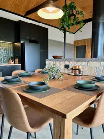 Yabbarin Luxury Lodge Bethanga - Image 3