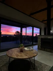 Yabbarin Luxury Lodge Bethanga - Image 2