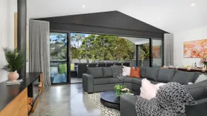 Blackwood Manor Retreat - Image 4