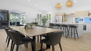 Paradise Beach House - Image 3