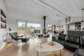 Bright And Modern Holiday Home - 1026 - Image 4