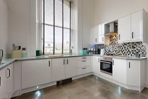 Riverside Retreat - Image 2