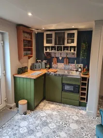 One bedroom apartment with private bathroom - Image 5