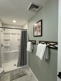 Spring Lodge - Total Renovation, new listing, 20 m - Image 5