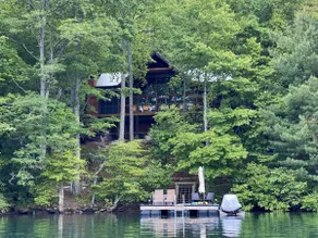 Luxe Lakefront Lodge w/ Dock , Hot Tub & Game Room - Image 3